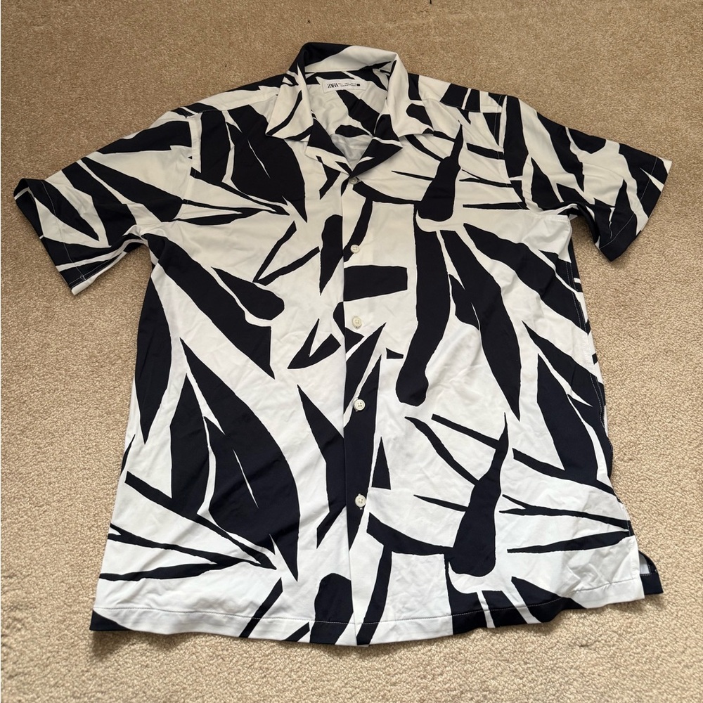 Men's Navy Blue and White Patterned Shirt